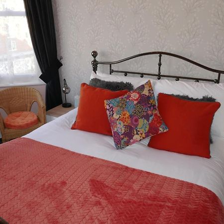Bed and Breakfast The Boundary Scarborough Esterno foto